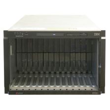 IBM Enclosure BladeCenter E 8677 4x 2000W incl. DVD