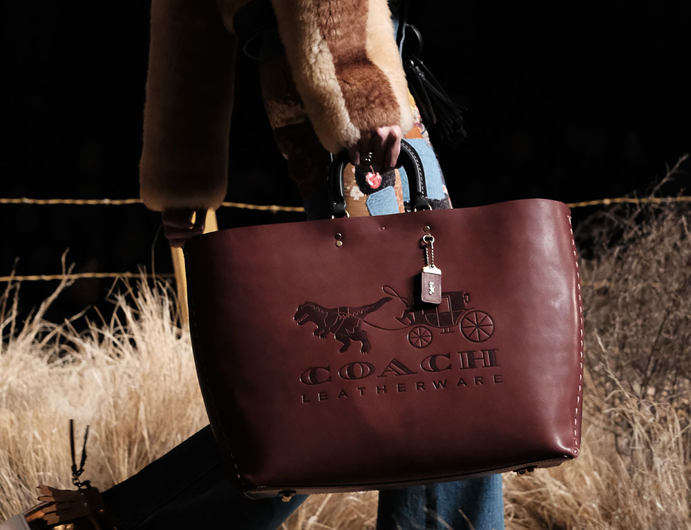 Coach Check Out Our Exclusive Pics of Coach’s Pretty, Prairie-Inspired Fall 2017 Runway Bags
