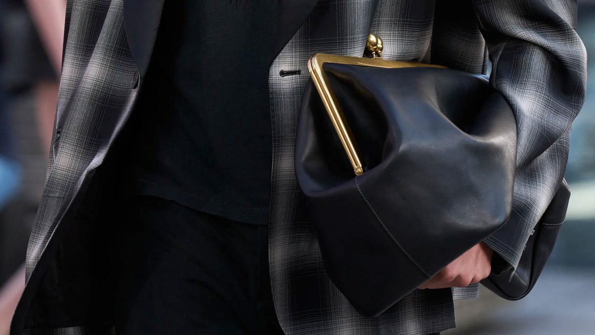 Coach Kiss Locks and Big Bags Ruled the Coach Spring 2025 Runway