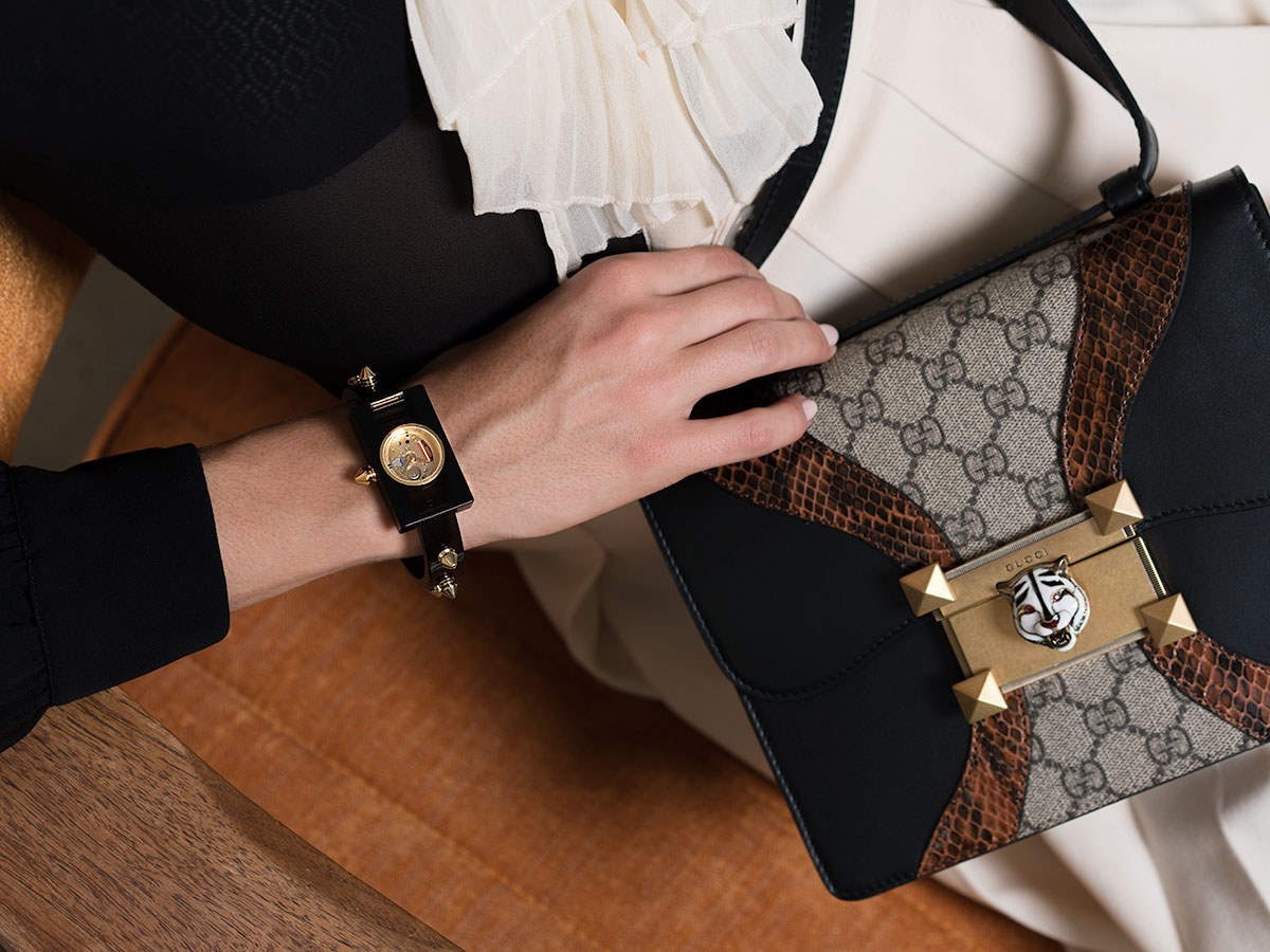 A Close Look at the Amazing Details of Gucci Handbags and Timepieces: OutletCity Guide — material and finish reference
