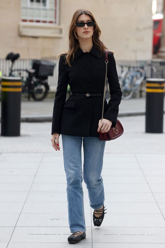 Daisy Edgar-Jones Just Wore Gucci’s Latest It-Bag: OutletCity Guide — scale and everyday-use reference