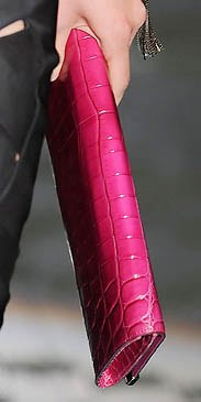 Fashion Week 2010: Gucci Handbags: Key Design Notes — scale and everyday-use reference