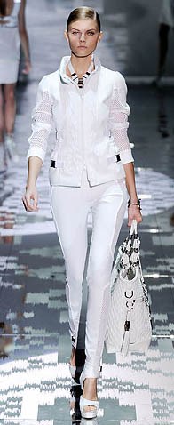 Fashion Week Spring 2010: Gucci: Collection Guide — additional editorial view