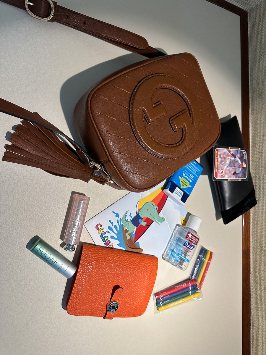 Get Ready to Turn Heads with the New Gucci Blondie Bag: Design Guide — carrying and styling reference