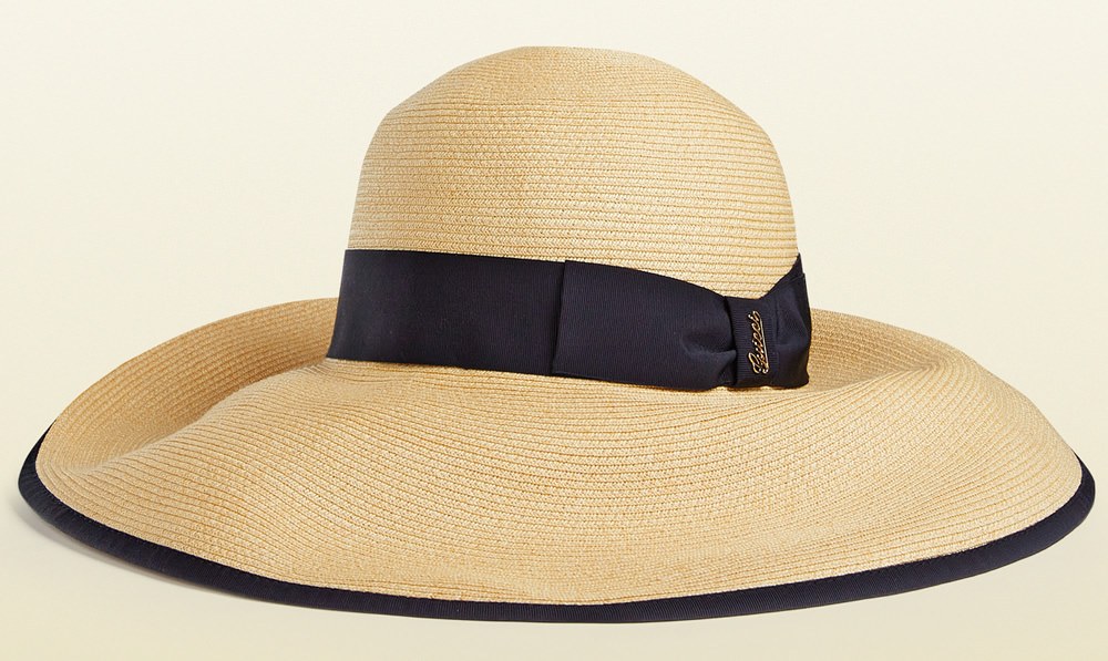 Gift Guide 2014: Have Yourself A Very Gucci Holiday: Selection Guide — carrying and styling reference