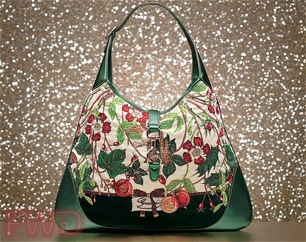 Gucci Announces Limited Edition Bag to Benefit UNICEF in Celebration of Mother’s: Styling Analysis — carrying and styling…