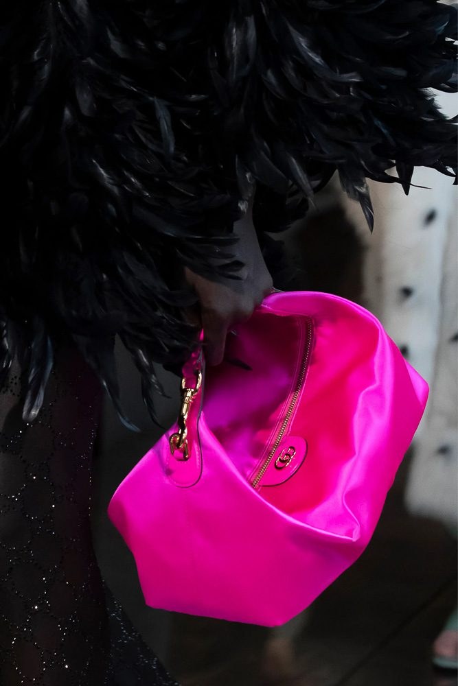 Gucci Crystal Evening Clutch: Design Guide — scale and everyday-use reference