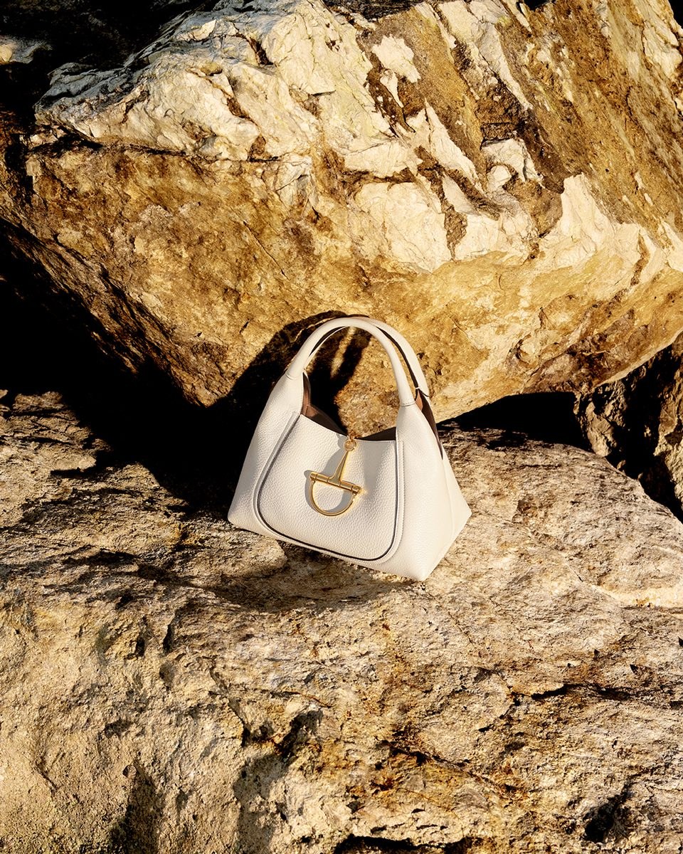 Gucci Crystal Evening Clutch: Design Guide — additional editorial view