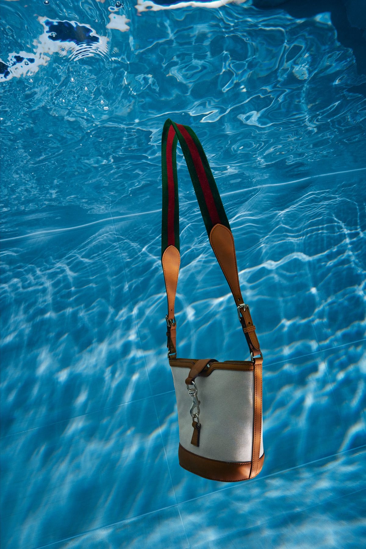 Gucci Evening Frame Bag: Styling Guide — scale and everyday-use reference