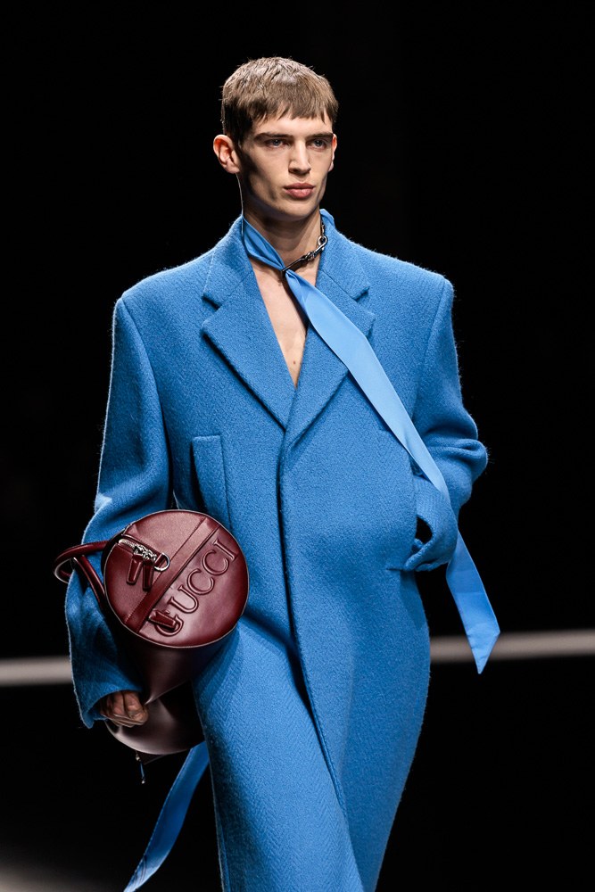 Gucci Logo Weave Shoulder Bag: Styling Guide — additional editorial view