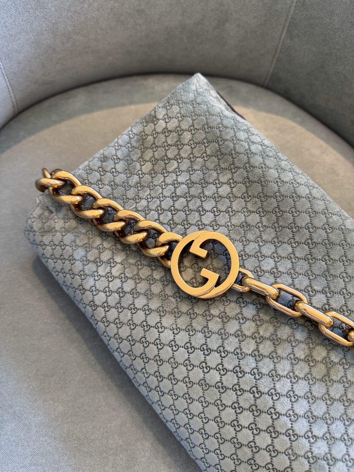 Gucci makes a great everyday shoulder bag: Design Guide — shape and proportion reference