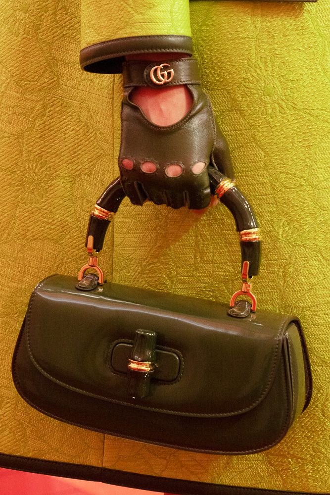Gucci Papillon Evening Bag: OutletCity Guide — carrying and styling reference