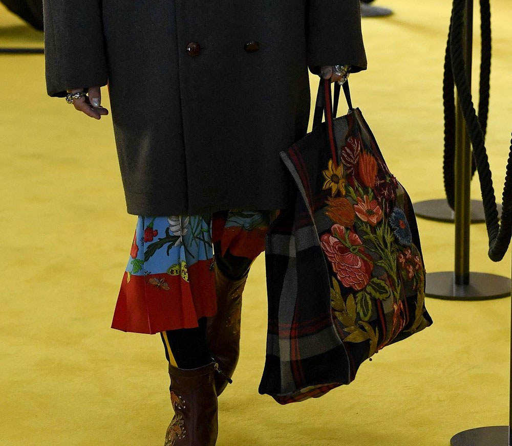 Gucci Tribeca Medium Shoulder Bag: Styling Guide — hardware and construction detail