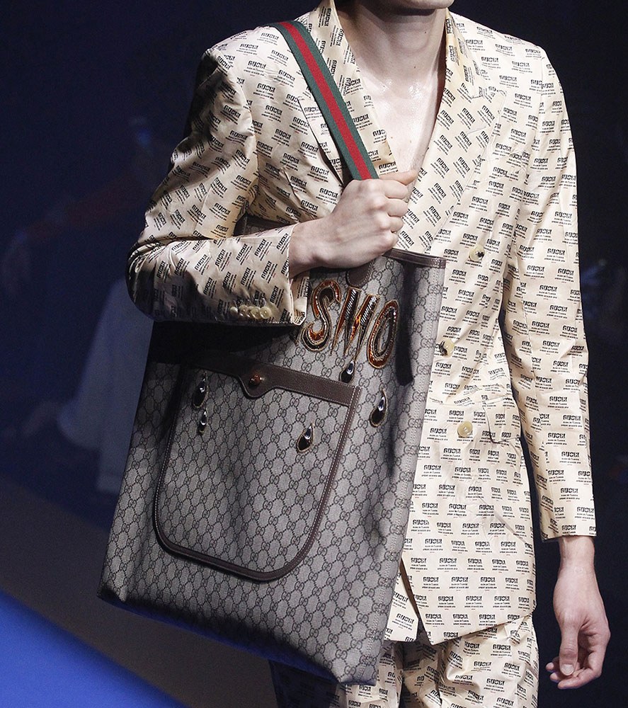 Gucci Went Back to the Future with an 80s-Themed Handbag Spectacular on Its: Key Design Notes — scale and everyday-use…