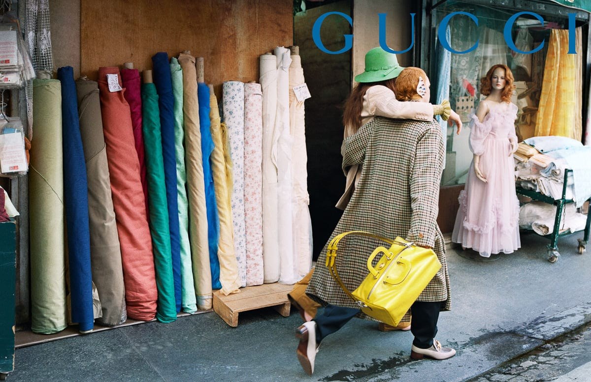 Gucci’s Fall 2019 Ad Campaign Explores the Role of Muses in Fashion: Collection Guide — carrying and styling reference
