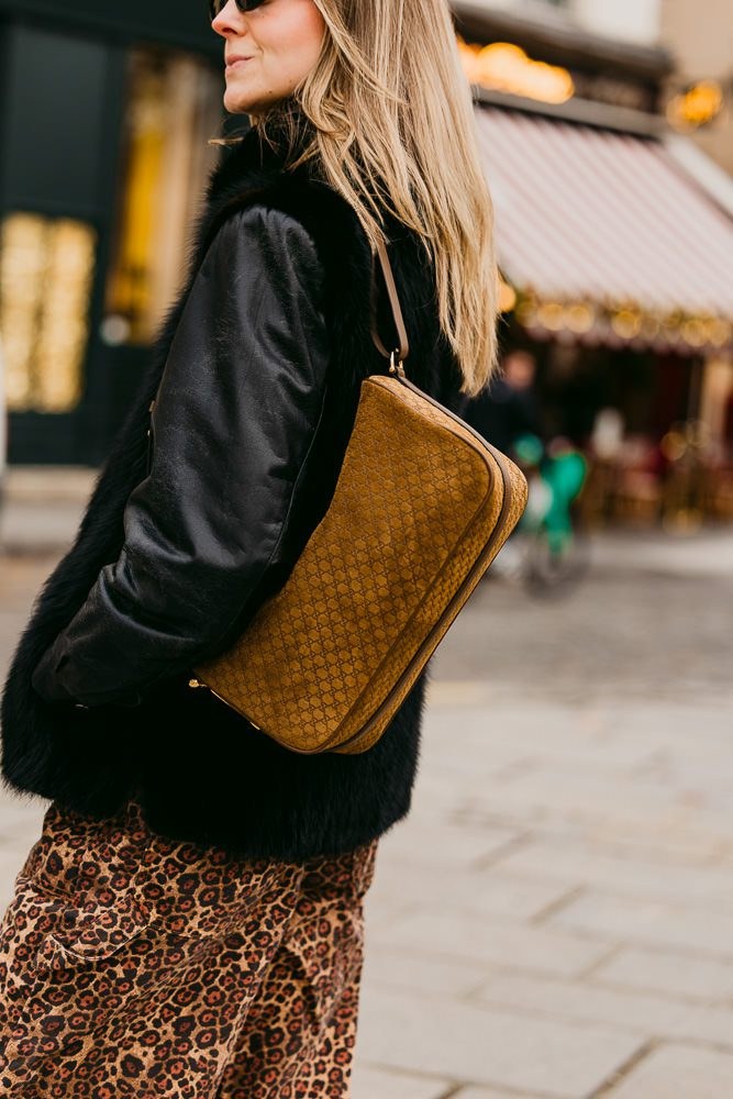 Introducing the Effortlessly Cool Gucci Half Horsebit Shoulder Bag: OutletCity Guide — design detail