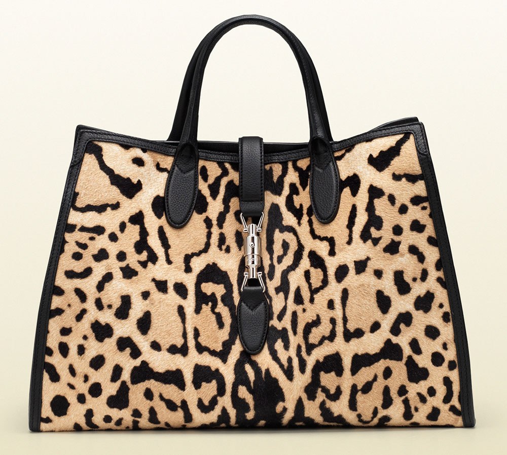 Introducing the Gucci Jackie Soft Tote: Styling Guide — hardware and construction detail