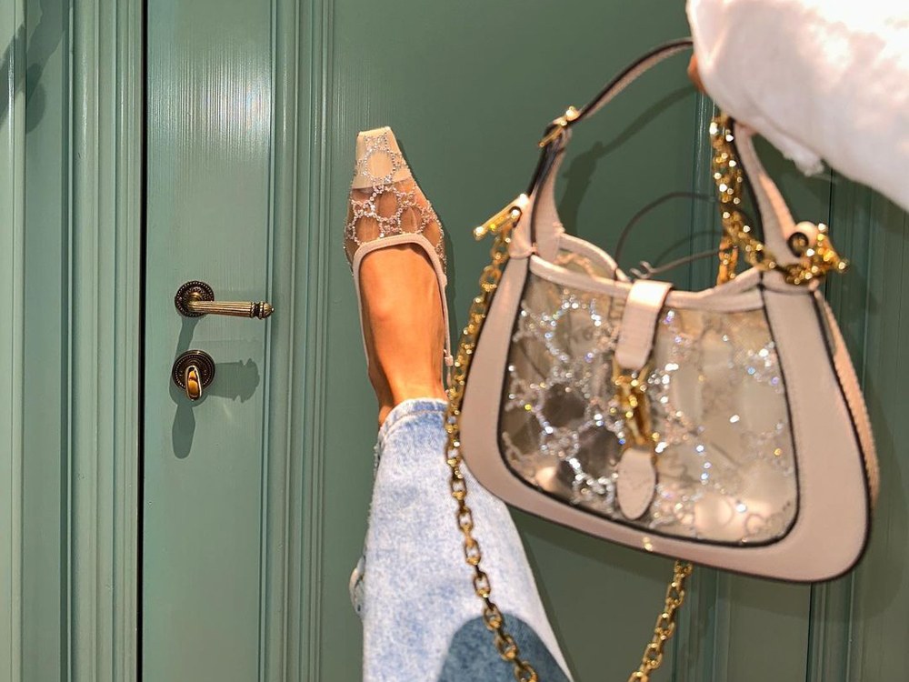 I’ve Become Entirely Re-Obsessed With the Gucci Jackie: Styling Guide — editorial overview