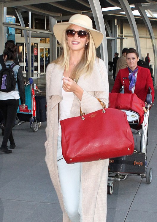 Mother Daughter Pairs: Gucci Swing Totes: Design Guide — hardware and construction detail
