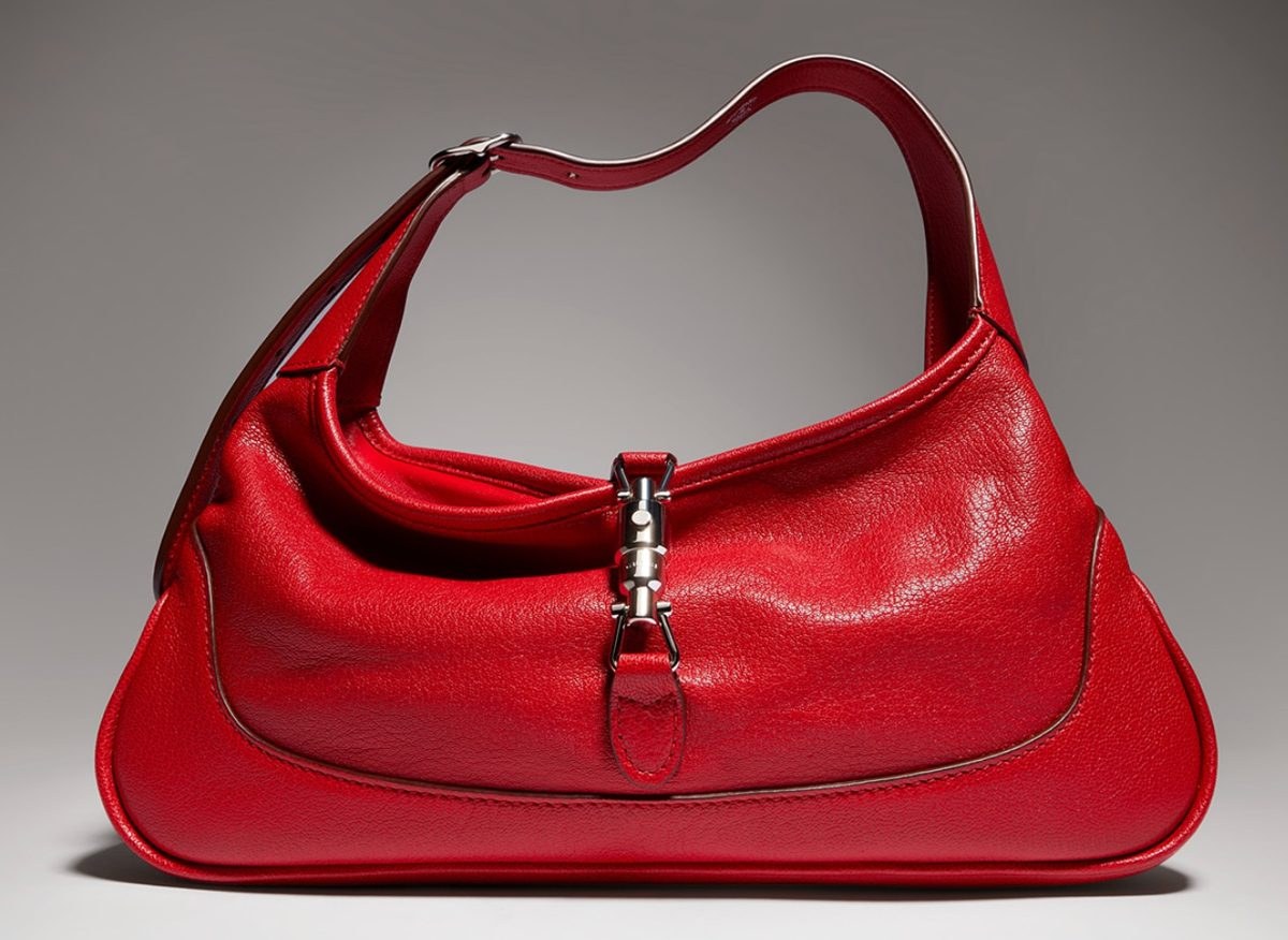 New Gucci Mother’s Day Gift Ideas — carrying and styling reference