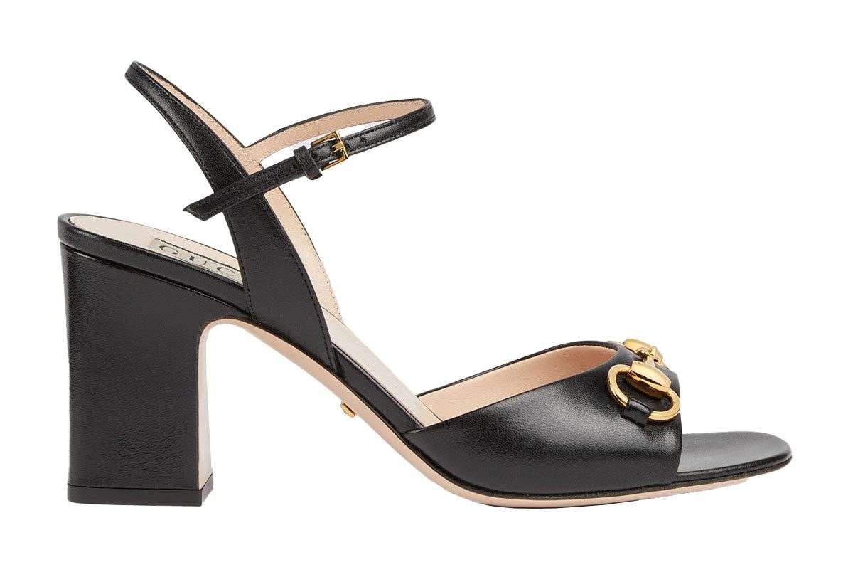 Taylor Swift is a Gucci Horsebit Girl: Styling Guide — carrying and styling reference