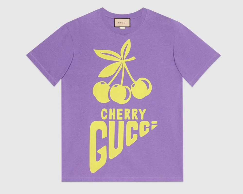 The Best Gucci Gifts Under $500 for the Holiday 2021 Season: Buyer’s Guide — carrying and styling reference