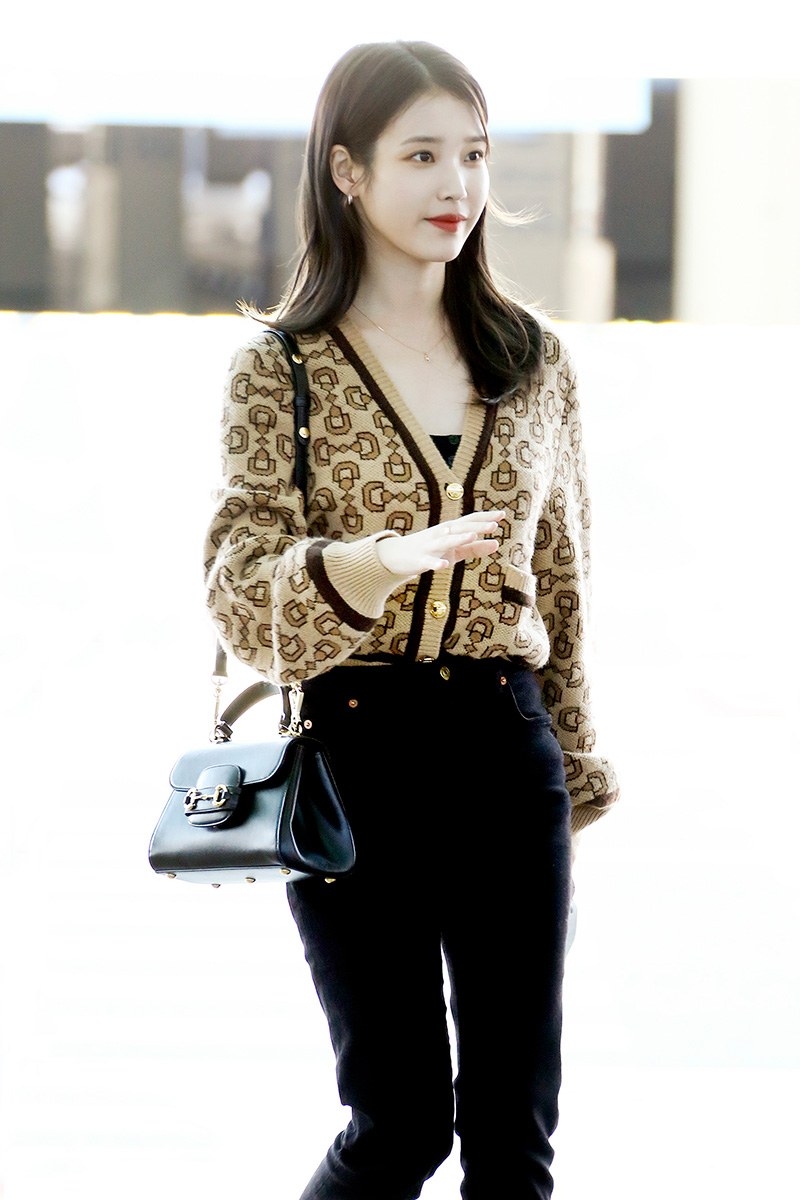 The Coveted Gucci Horsebit 1955 Line Expands: OutletCity Guide — carrying and styling reference