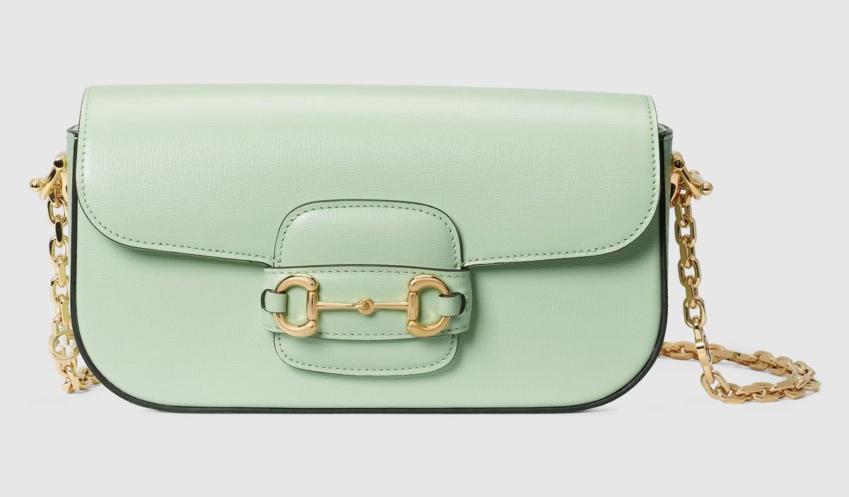 The greatness of the Gucci Horsebit Shoulder Bag: OutletCity Guide — scale and everyday-use reference