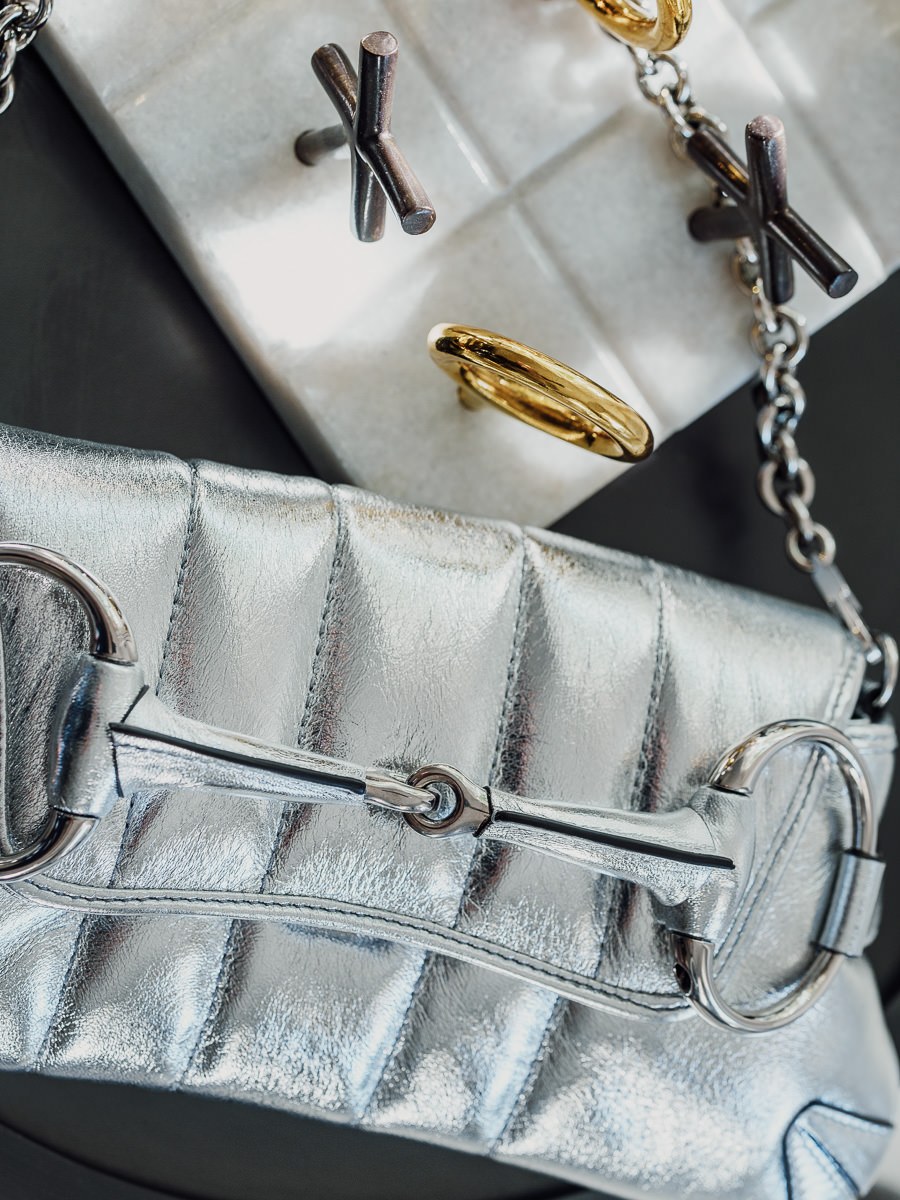 The Gucci Horsebit Chain Shoulder Bag Is the Bag of Fall: Design Guide — design detail