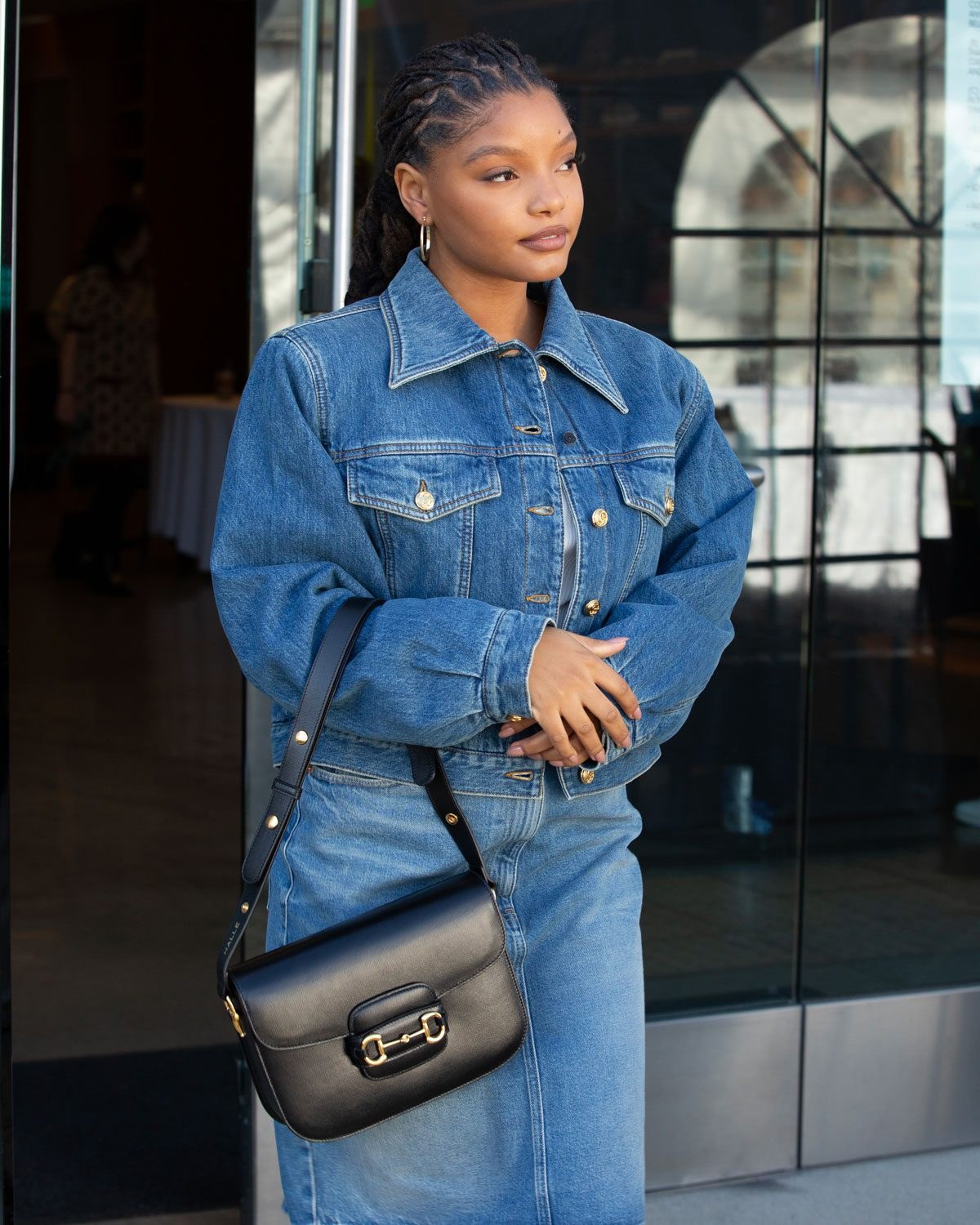 The Many Celebrities Who Love Their Gucci Horsebit 1955 Bags: OutletCity Guide — scale and everyday-use reference