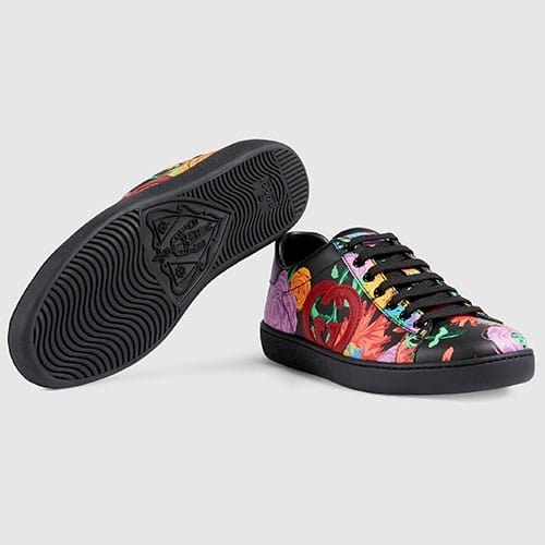 The Vibrant and Floral-Filled Gucci x Ken Scott Collection Is Here: Key Design Notes — design detail