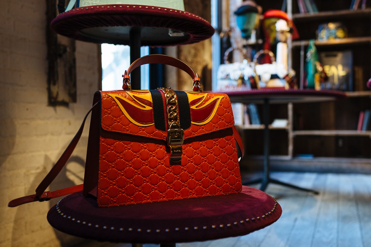 Your First Look at Gucci’s Fall/Winter 2016 Bags, Shoes and Accessories: Fit and Use Guide — design detail